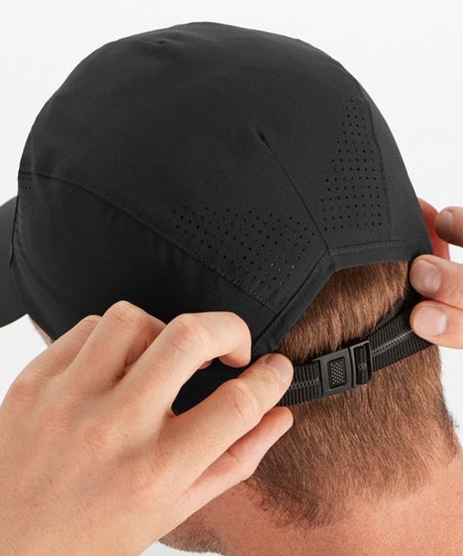 CROSS CAP
