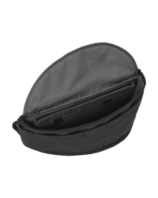 Hugger Base Backpack 15L